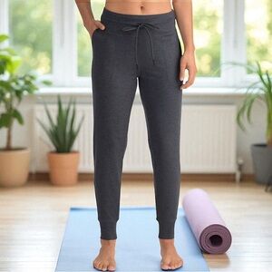 NWOT Lolë Lounge Jogger